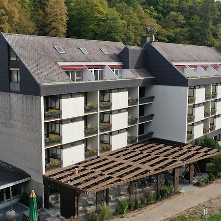 Hotel Luisenpark バート・ベルクツァーバーン エクステリア 写真